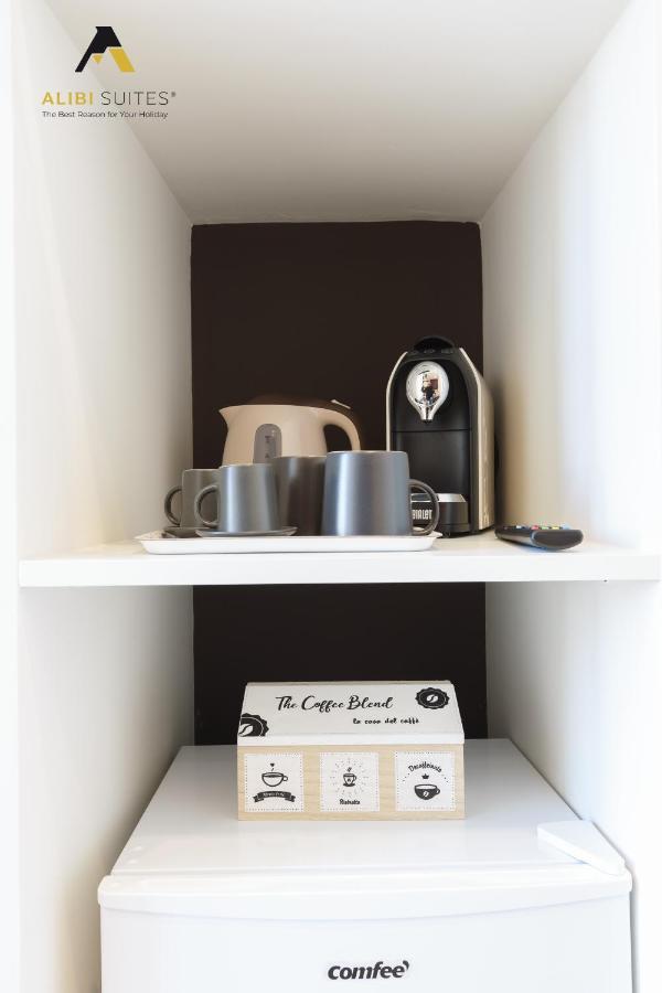 Alibi Suites Suite Museum: Gioiello Con Vista Sul Museo Archeologico Nazionale, Letto E Doccia Con Cromoterapia, Smart Tv, Wifi E A/C Ruvo di Puglia Bagian luar foto
