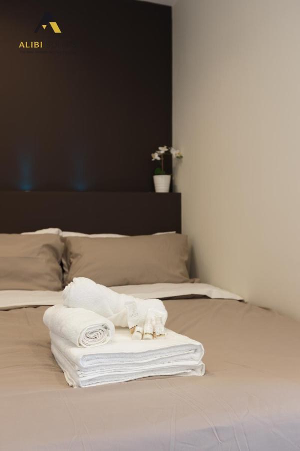 Alibi Suites Suite Museum: Gioiello Con Vista Sul Museo Archeologico Nazionale, Letto E Doccia Con Cromoterapia, Smart Tv, Wifi E A/C Ruvo di Puglia Bagian luar foto