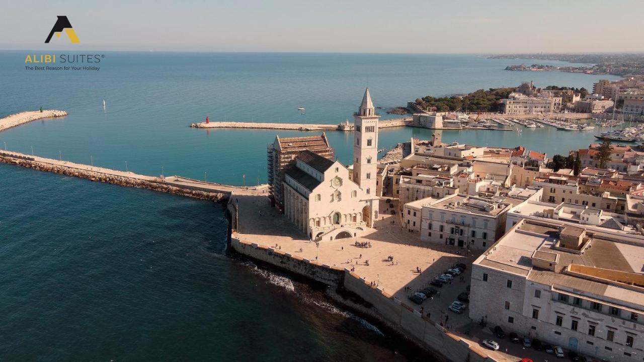 Alibi Suites Suite Museum: Gioiello Con Vista Sul Museo Archeologico Nazionale, Letto E Doccia Con Cromoterapia, Smart Tv, Wifi E A/C Ruvo di Puglia Bagian luar foto